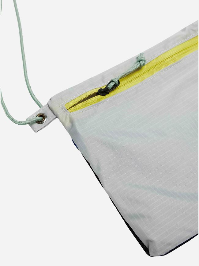 Peak Performance Accessory Bag