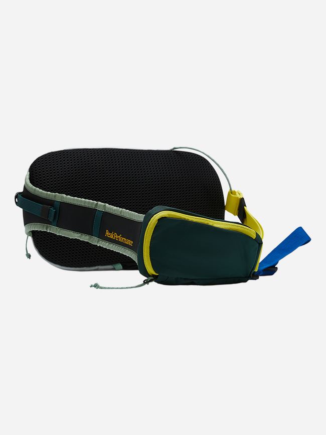 Peak Performance Outdoor Slingbag