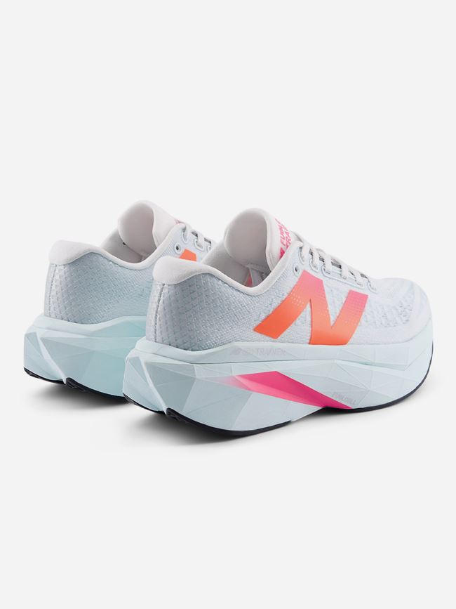 New Balance FuelCell SuperComp Trainer v3 Dam
