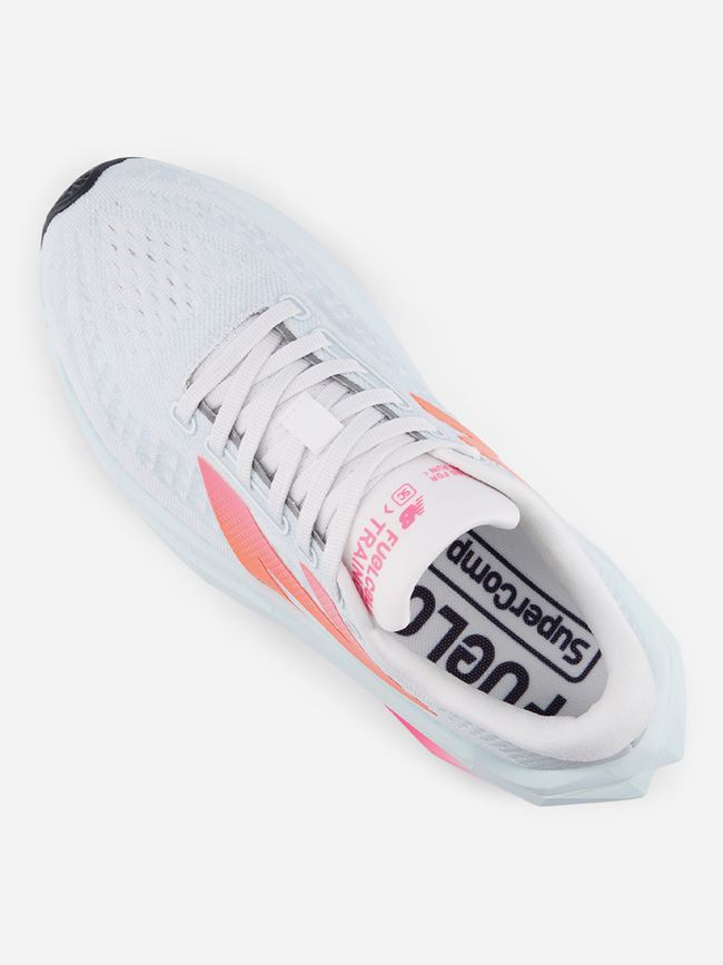 New Balance FuelCell SuperComp Trainer v3 Dam