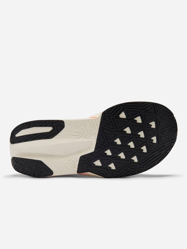 New Balance FuelCell Rebel v5 Dam