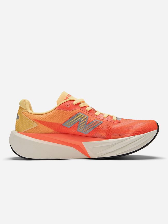 New Balance FuelCell Rebel v5 Dam