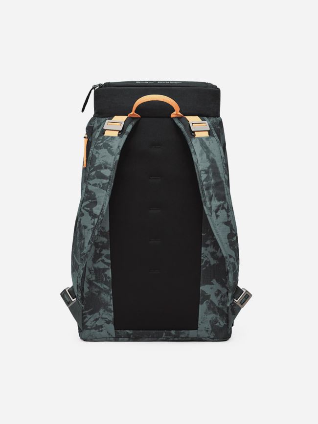 Db Hugger Backpack 25L