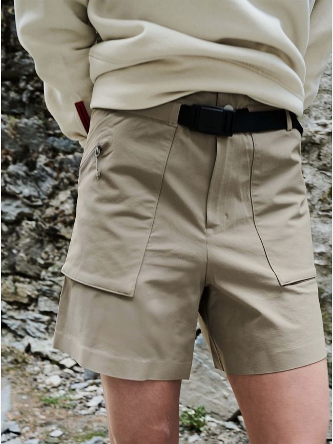 The Mountain Studio CARGO STRETCH SHORTS DAM