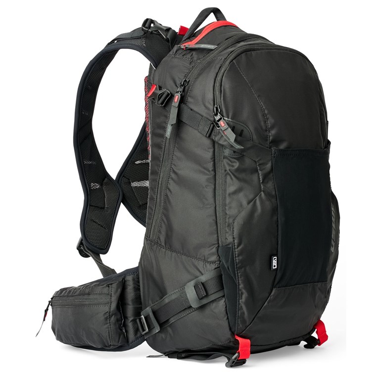 USWE Zippered Vst 16L Daypack