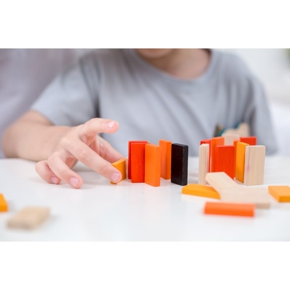 Plan toys Mini-domino race i metallåda