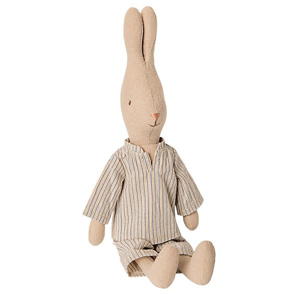 Rabbit Size 2, Pyjamas