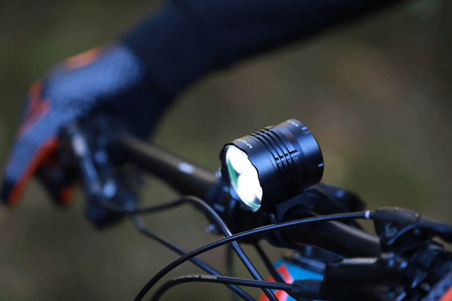 MTB-lampa på styret