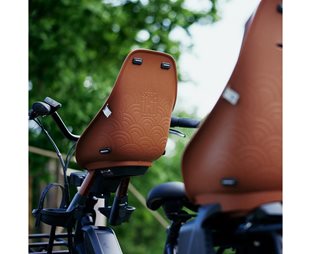 Lastenistuin eteen Urban Iki Bio Plastic Haniwa Brown/Bincho Black