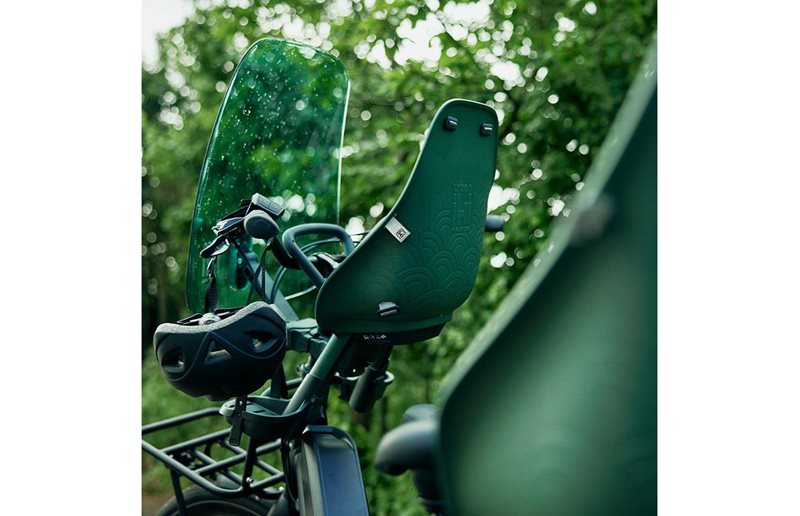 Urban Iki Børnestol Frem Bio-Plast Mosu Green/Bincho Black