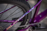 Superior Jäykkäperäinen maastopyörä XP 909 Kiiltävä Violet/Hologram Kromi