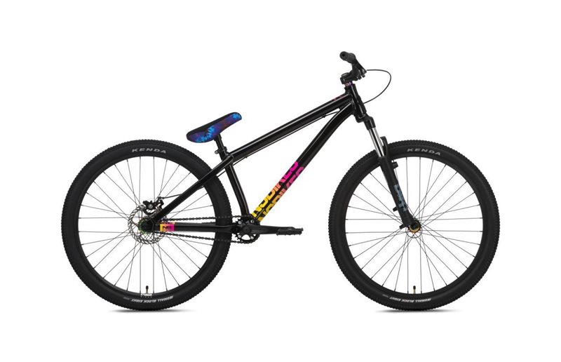 Dirt-pyörä NS Bikes Zircus Musta