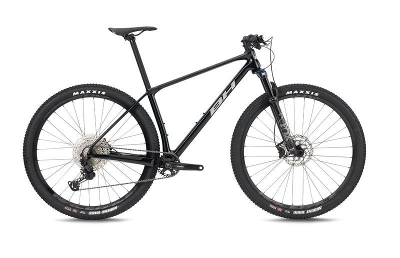 XC maastopyörä BH Ultimate 7.5 Musta-Hopea-Hopea