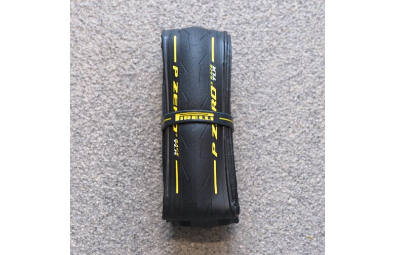 Maantierengas Pirelli P ZERO Race TLR 26-622 (700x26c) Colour Edition Keltainen
