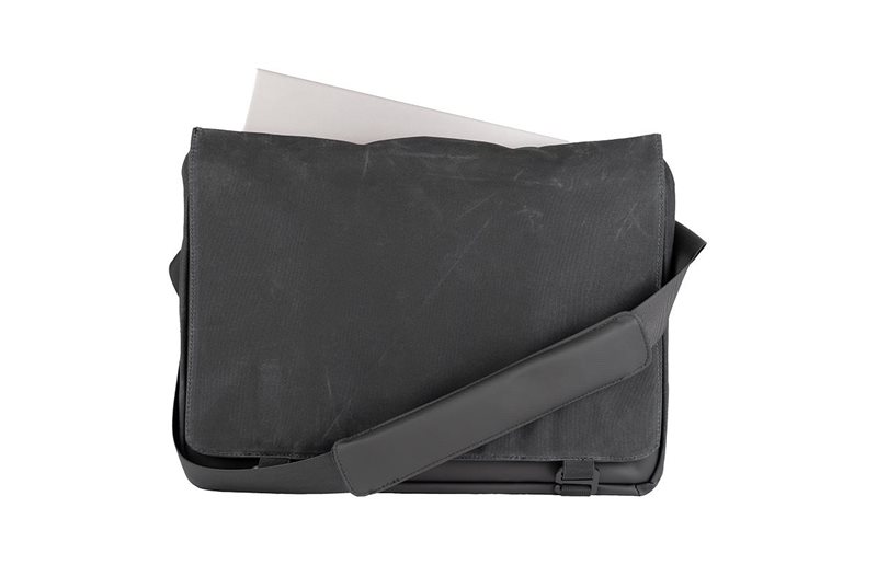 Olkalaukku Atran Velo Metro Messenger Musta