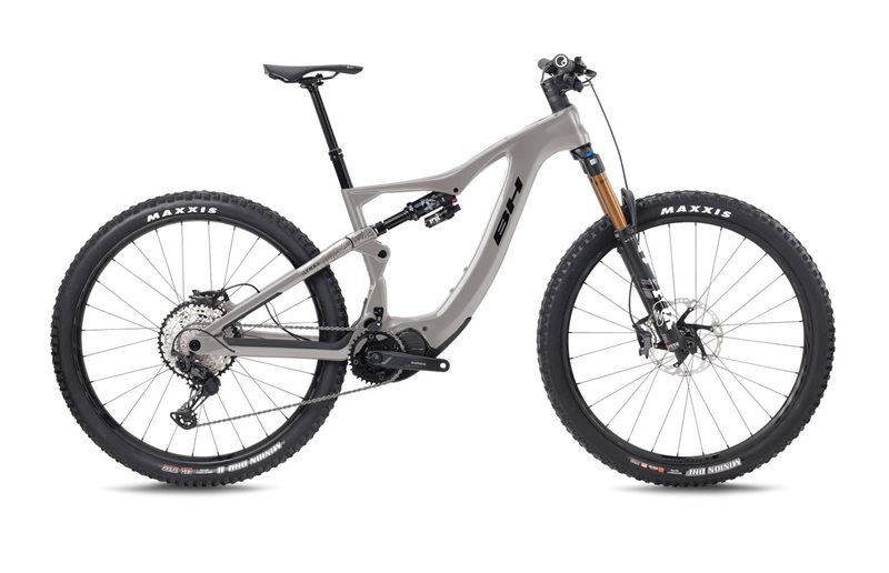 Sähkömaastopyörä BH iLynx Trail+ 8.8 Hopea-Musta-Hopea