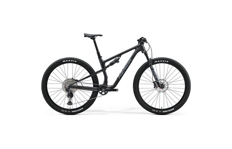 Täysjousto maastopyörä Merida NINETY-SIX XT Edition Musta/Hopea