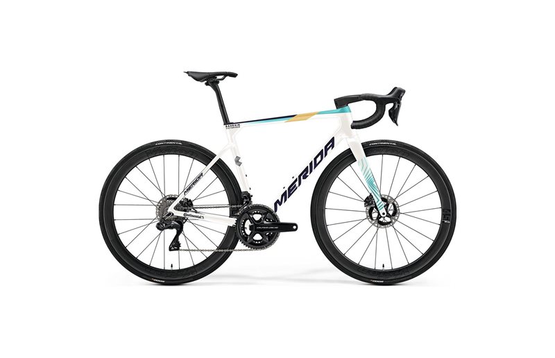 Maantiepyörä Merida Scultura Team Sininen