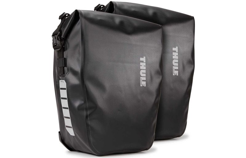 Thule Tarakkalaukku pari Shield Pannier 2x Musta