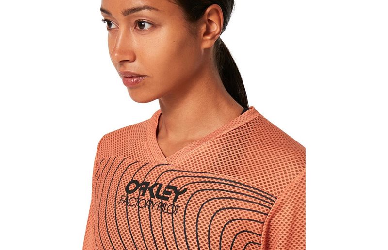 Oakley Naisten pyöräilypaita Factory Pilot RC LS Jersey Women Soft Orange