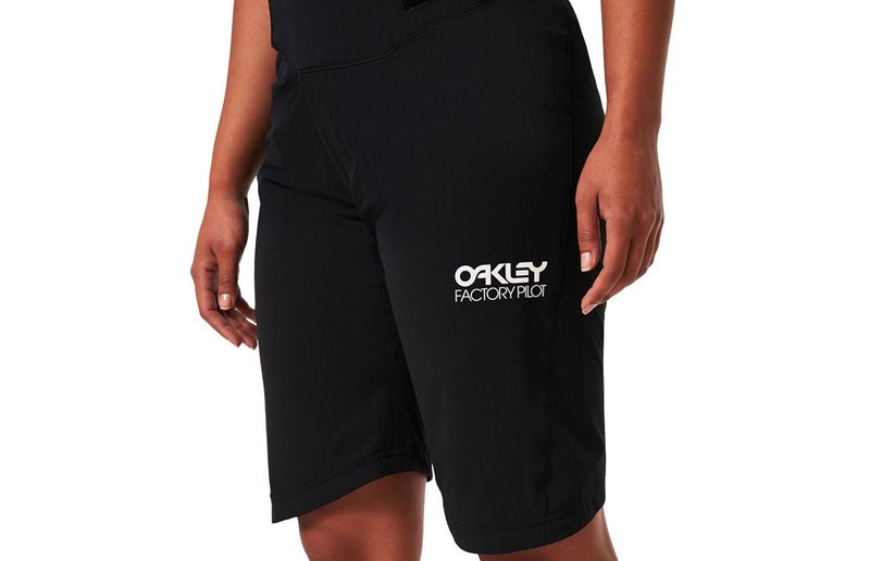 Oakley Naisten pyöräilyshortsit Factory Pilot RC Shorts Women