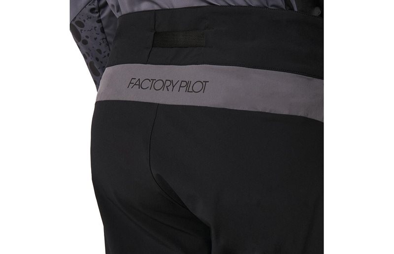 Oakley Pyöräilyshortsit Seeker '75 Shorts Men Blackout