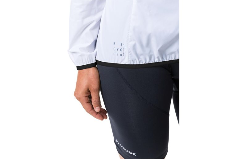 VAUDE Naisten pyöräilytakki Matera Air Jacket Women White