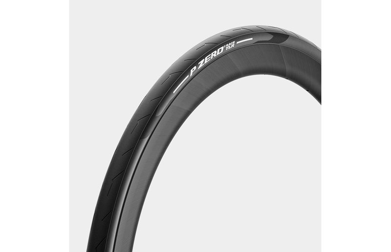 Maantierengas Pirelli P ZERO Race TLR 26-622