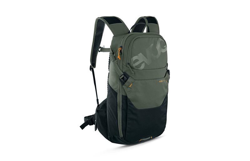 Pyöräilyreppu EVOC Ride 12L + tasku juomarakolle Dark Olive/Musta