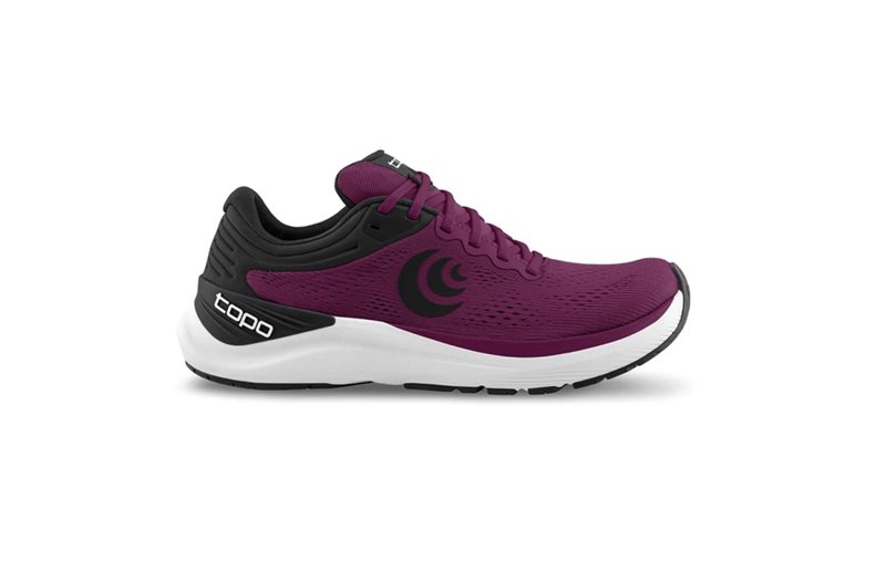 Topo Athletic Ultrafly 4