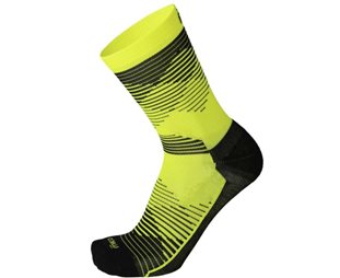 Mico Lightweight Extra Dry Run Crew Socks