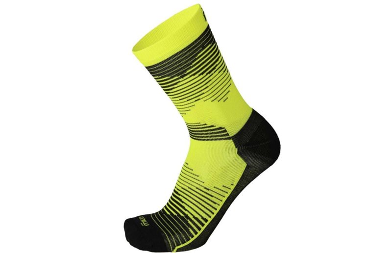 Mico Lightweight Extra Dry Run Crew Socks Yellow/Black