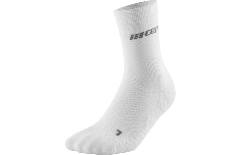 CEP Ultralight Compression Mid Cut Socks W White