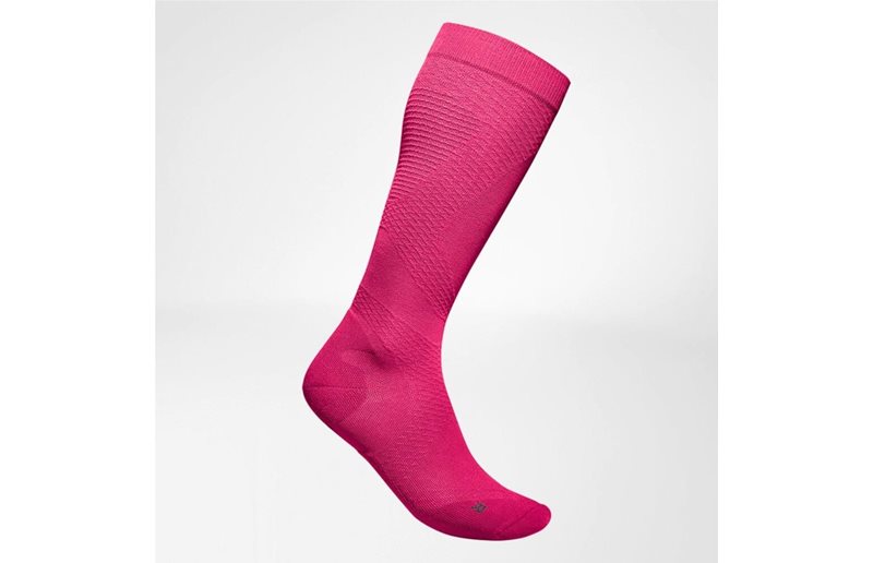 Bauerfeind Ultralight Compression Socks High Cut M Pitaya Pink