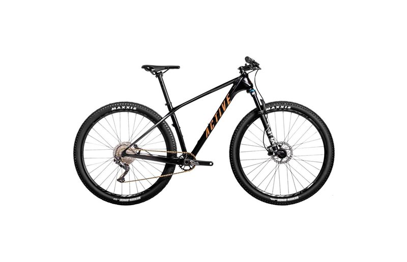 Active Hardtail MTB Fly Carbon 610 29 Svart/Guld