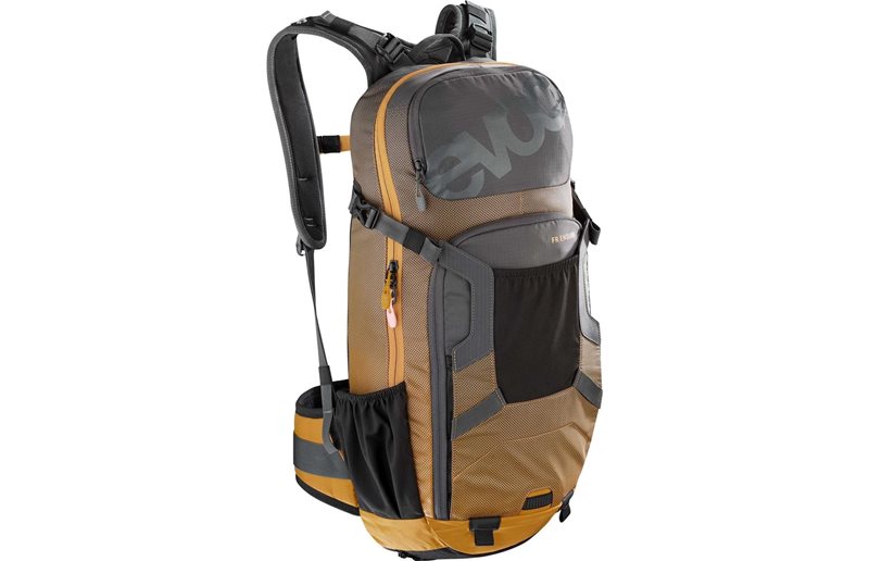 Pyöräilyreppu EVOC FR Enduro 16 Carbon Grey - Loam (S)