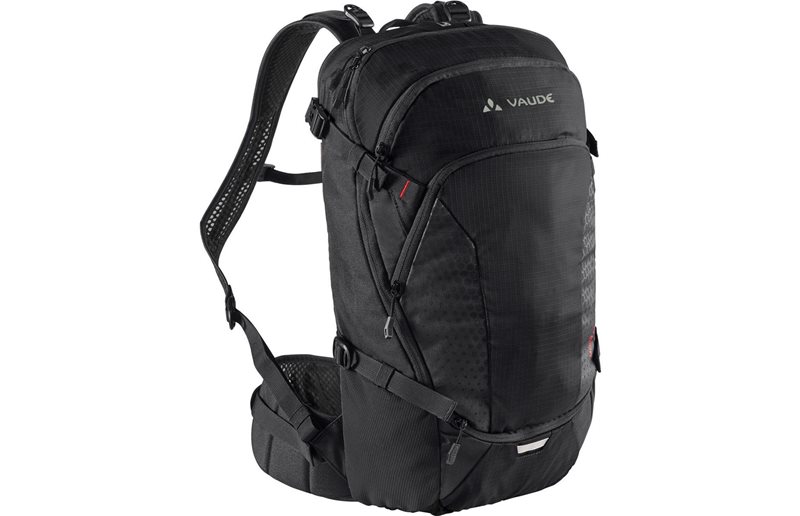 Pyöräilyreppu selkäpanssarilla VAUDE Moab Pro 16L II Musta