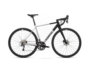 Superior Perinteiset maantiepyörät X-ROAD 6.3 GF Gloss Grey / Black