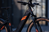 Naisten sähköpyörä Rock Machine Crossride E700 B Touring CX Matte Black/Orange