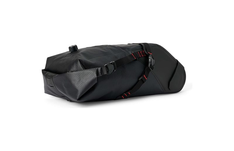 Satulalaukku USWE Roll-Top Saddle Bag Black