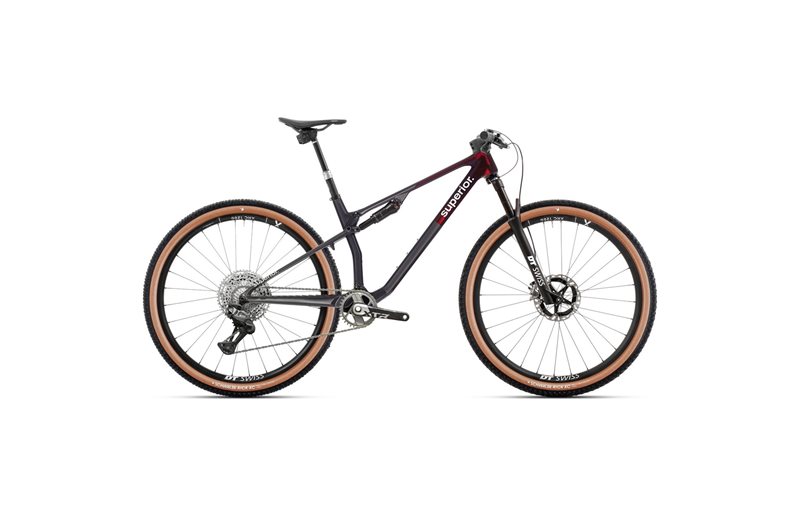 Superior XF 9.9 Team Red Carbon/Matte Carbon