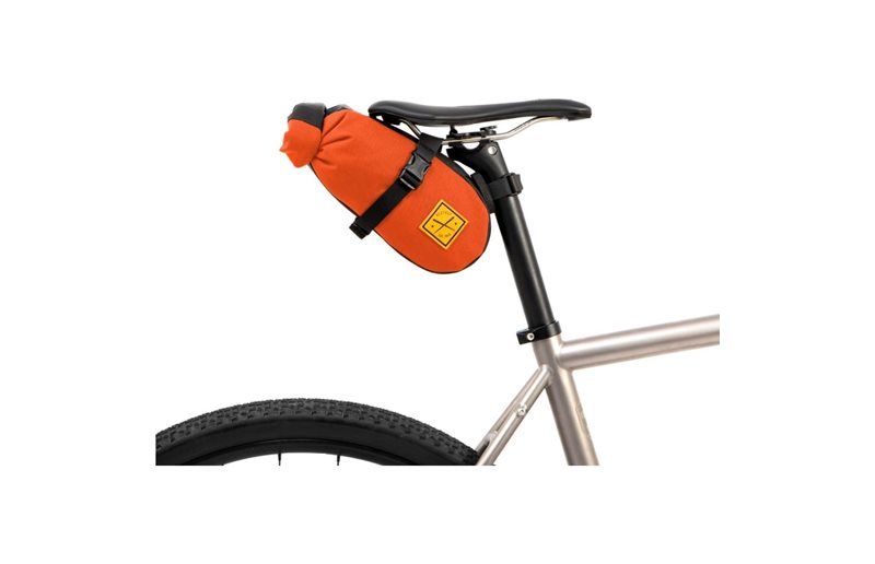 Sadelväska Restrap Saddle Pack 2,5L Orange