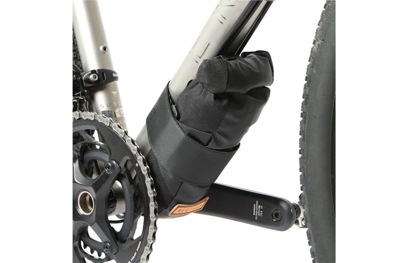 Runkolaukku Restrap Downtube Bag 1.2L