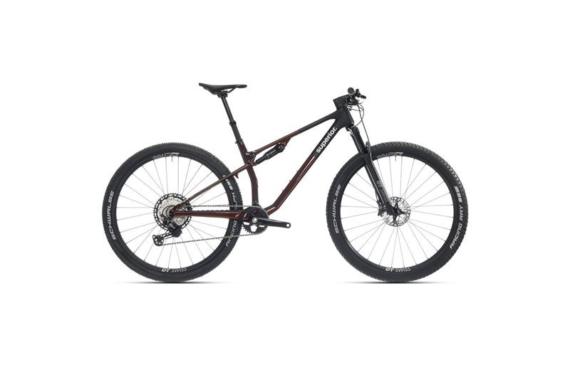 Fulldempet MTB Superior XF 9.5 Team Gloss Red Carbon/Black