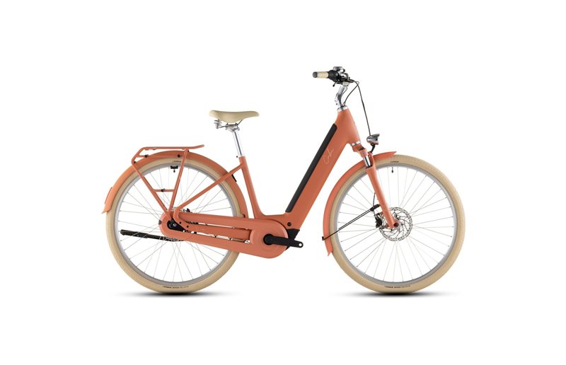 Naisten sähköpyörä Cube Aruba Hybrid 600 Papaya/Creme