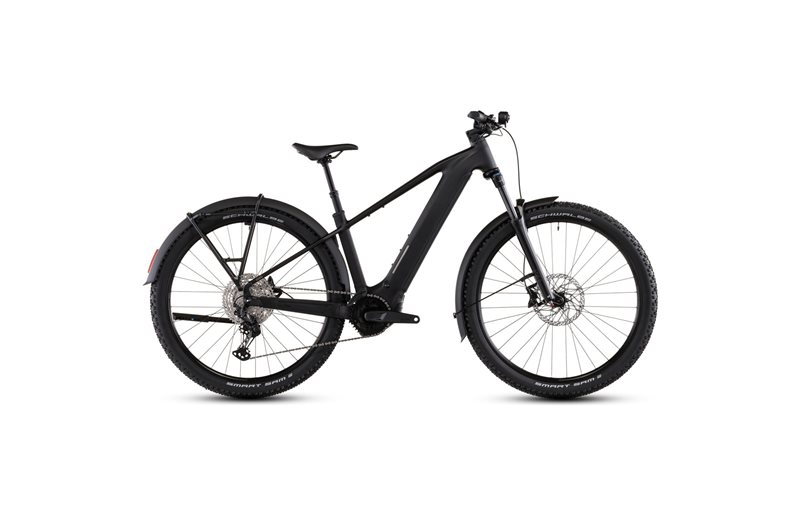 El MTB Cube Reaction Hybrid Pro 800 FE Blackline