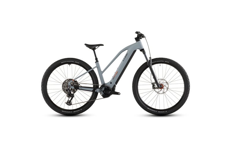 El MTB Cube Reaction Hybrid Race 800 Mid Vulcan/Orange