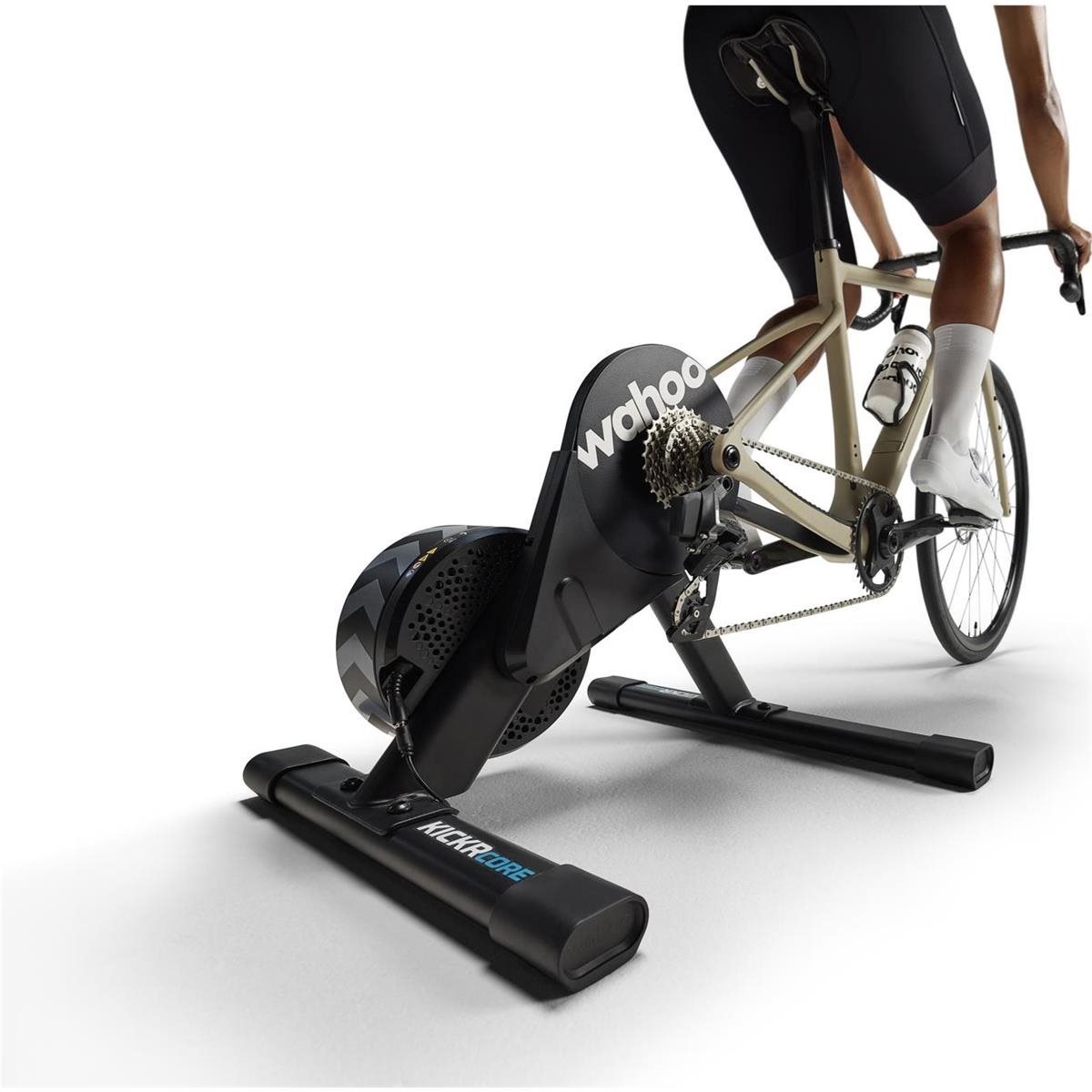 Direktedrevet Trainer Wahoo KICKR CORE 2 with 11s Cassette & Zwift
