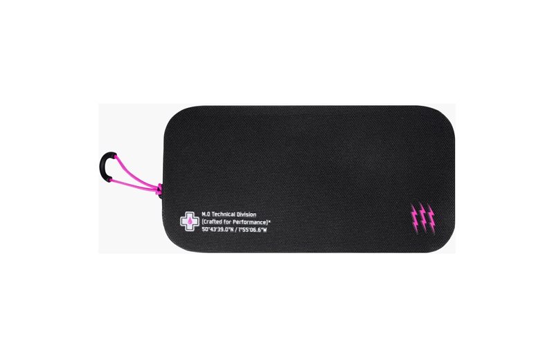 Väska MUC-OFF Waterproof Essentials Case