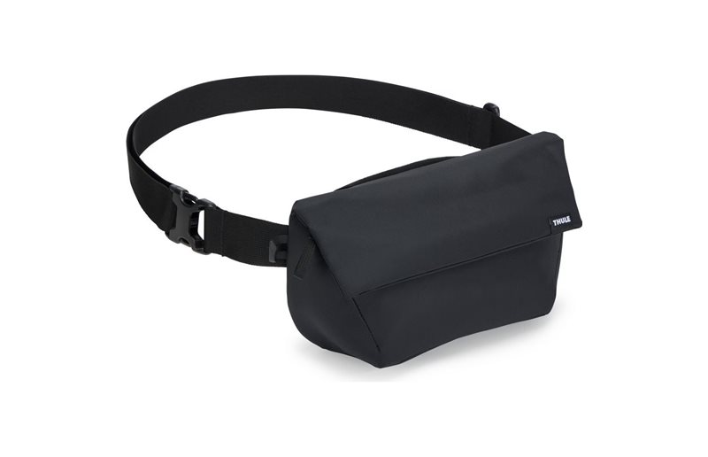 Axelväska Thule Enroute Sling Bag 2L Black